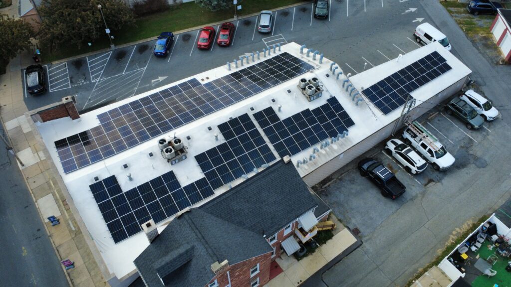 festiva-laundry-back-top-solar-panels